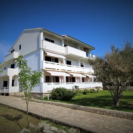 Pag 13060c Apartment *